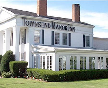 Townsend Manor Inn Greenport Exterior photo